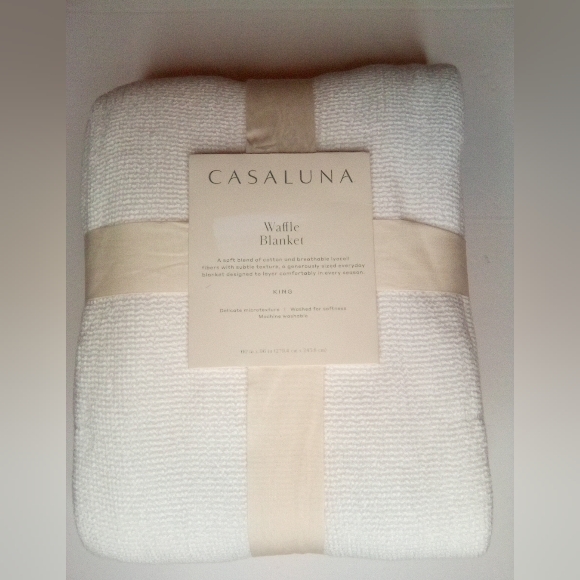King Micro Waffle Bed Blanket White - Casaluna - Picture 7 of 12